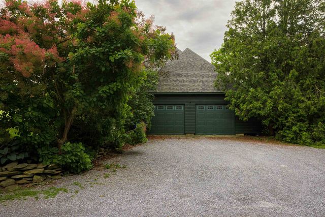 1163 Thompsons Point Road, Charlotte, VT 05445