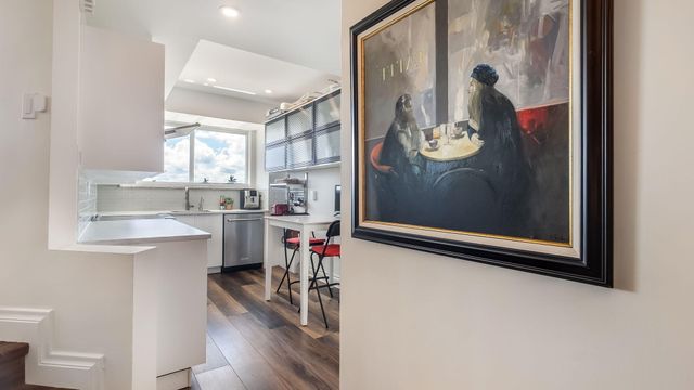 333 SUNSET Drive 104, Fort Lauderdale, FL 33301