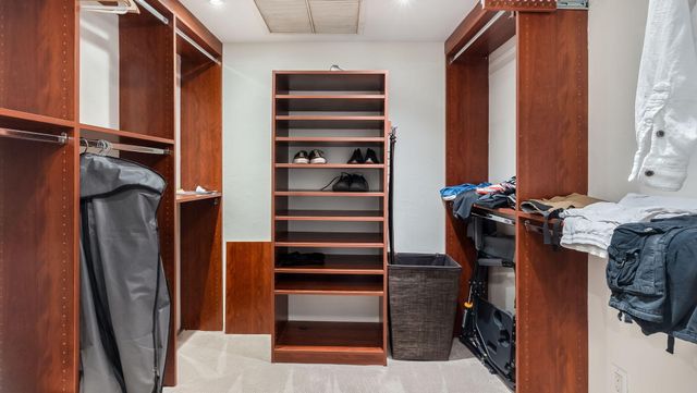 333 SUNSET Drive 104, Fort Lauderdale, FL 33301