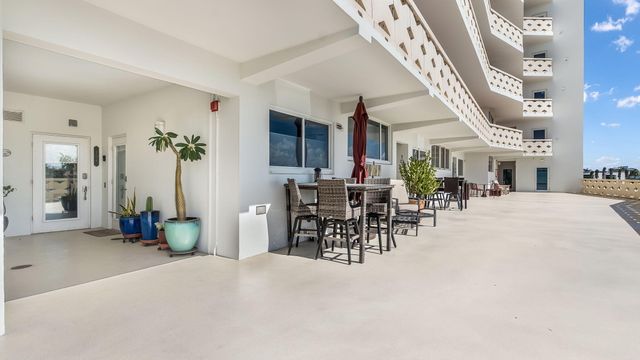 333 SUNSET Drive 104, Fort Lauderdale, FL 33301