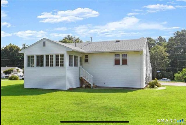 26 Farrel Drive, Ansonia, CT 06401