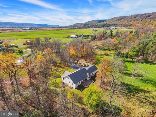 515 HICKORY LANE, Belleville, PA 17004