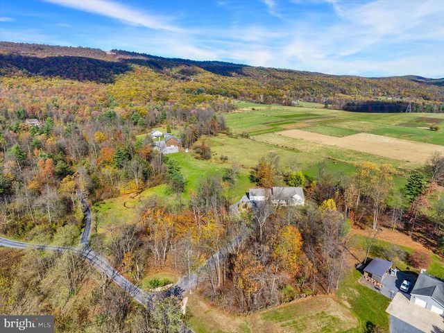 515 HICKORY LANE, Belleville, PA 17004