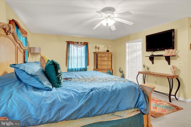 515 HICKORY LANE, Belleville, PA 17004