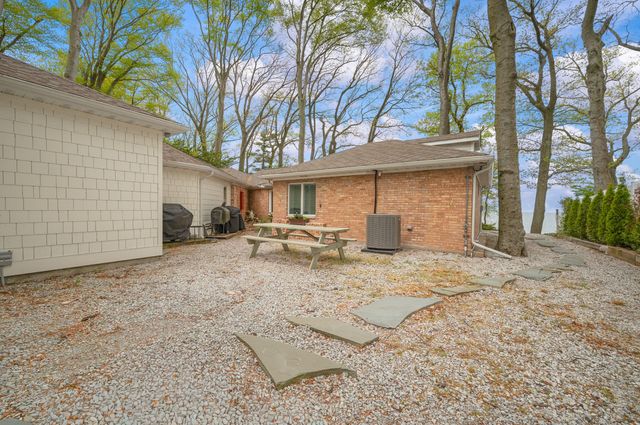 5646 M 63 N, Hagar Twp, MI 49038