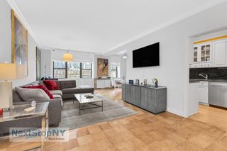 333 E 55th St Apt 11F, New York City, NY 10022
