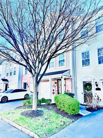 58 Rialto Way, Patchogue, NY 11772