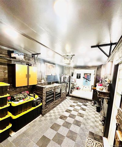 58 Rialto Way, Patchogue, NY 11772