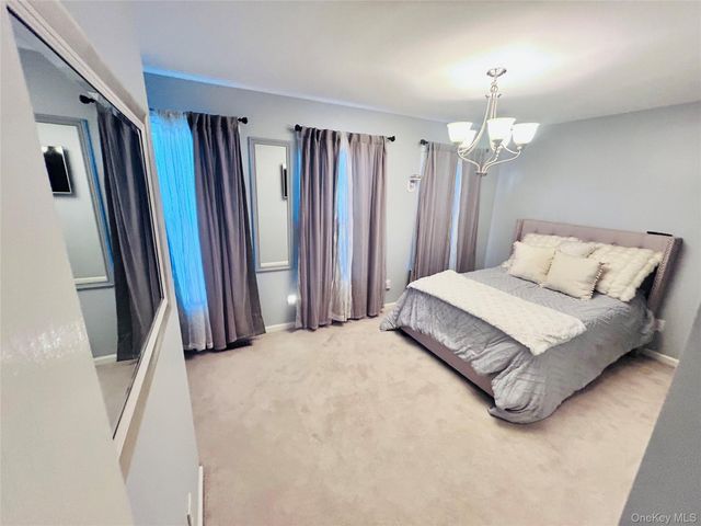 58 Rialto Way, Patchogue, NY 11772