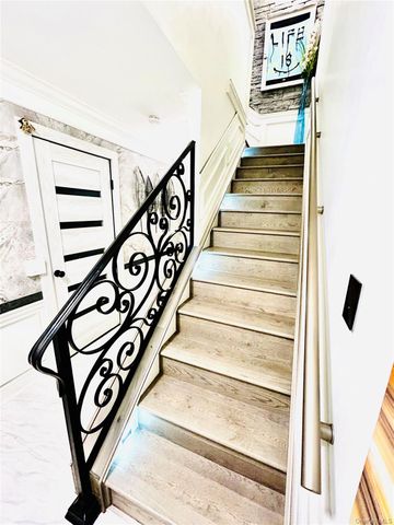 58 Rialto Way, Patchogue, NY 11772