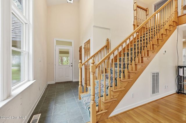 134 W Dowry Creek, Belhaven, NC 27810