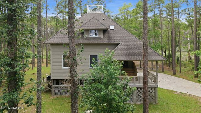 134 W Dowry Creek, Belhaven, NC 27810