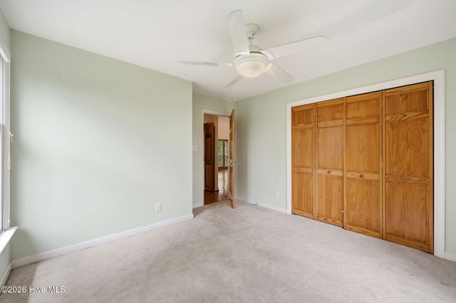 134 W Dowry Creek, Belhaven, NC 27810