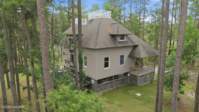 134 W Dowry Creek, Belhaven, NC 27810