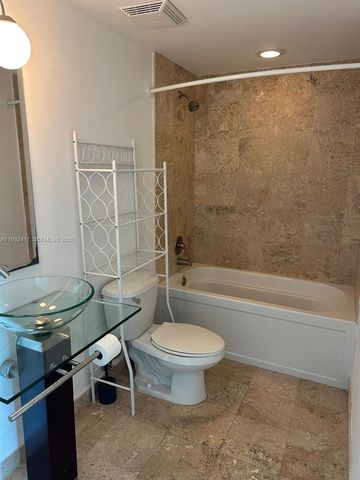 350 S Miami Ave 2913, Miami, FL 33130