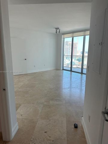 350 S Miami Ave 2913, Miami, FL 33130