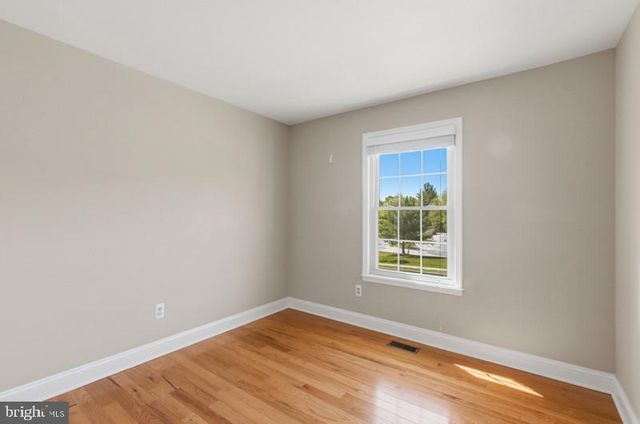 12 REDDING CT, Nottingham, MD 21236