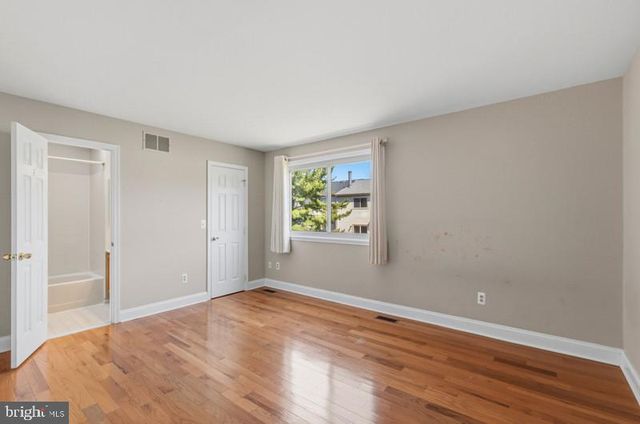 12 REDDING CT, Nottingham, MD 21236
