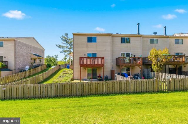 12 REDDING CT, Nottingham, MD 21236