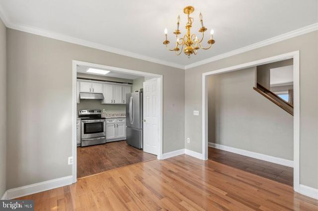 12 REDDING CT, Nottingham, MD 21236