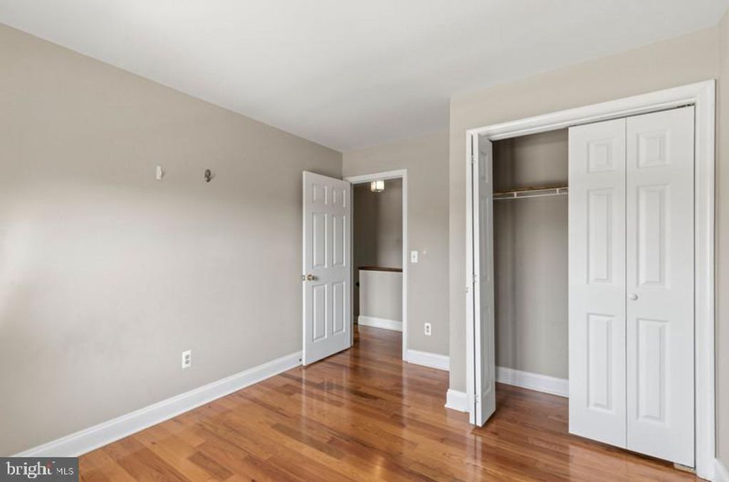 Image 22 of property listing at 12 REDDING CT, Nottingham, MD 21236