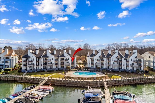 18729 Vineyard Point Lane, Cornelius, NC 28031