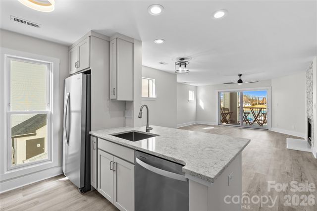 18729 Vineyard Point Lane, Cornelius, NC 28031