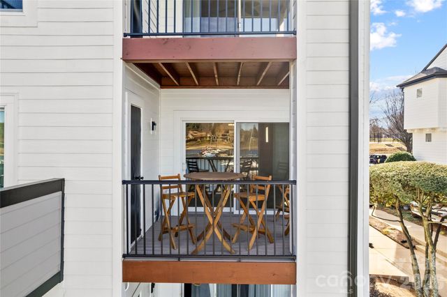 18729 Vineyard Point Lane, Cornelius, NC 28031