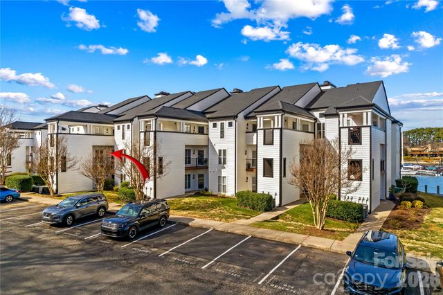 18729 Vineyard Point Lane, Cornelius, NC 28031