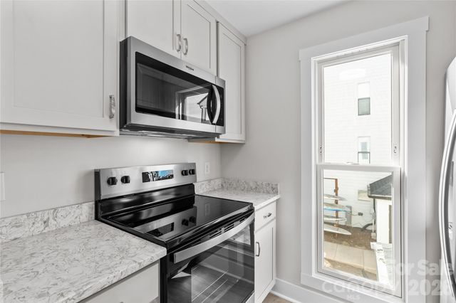 18729 Vineyard Point Lane, Cornelius, NC 28031