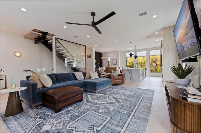 2502 N HIGHLAND AVENUE 1, Tampa, FL 33602