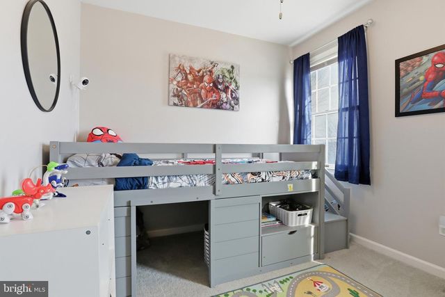 217 OVERVIEW CIR W, Red Lion, PA 17356