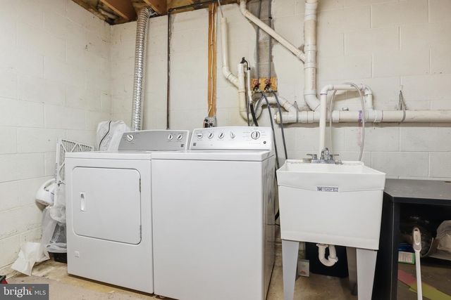 217 OVERVIEW CIR W, Red Lion, PA 17356