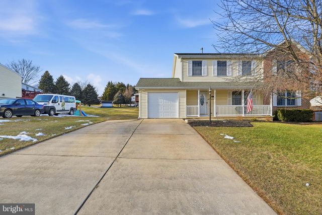 217 OVERVIEW CIR W, Red Lion, PA 17356