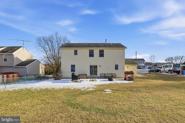 217 OVERVIEW CIR W, Red Lion, PA 17356