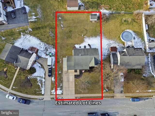 217 OVERVIEW CIR W, Red Lion, PA 17356