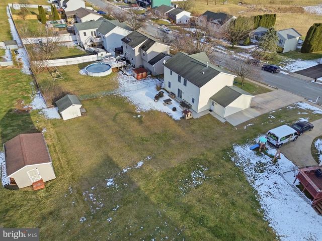 217 OVERVIEW CIR W, Red Lion, PA 17356