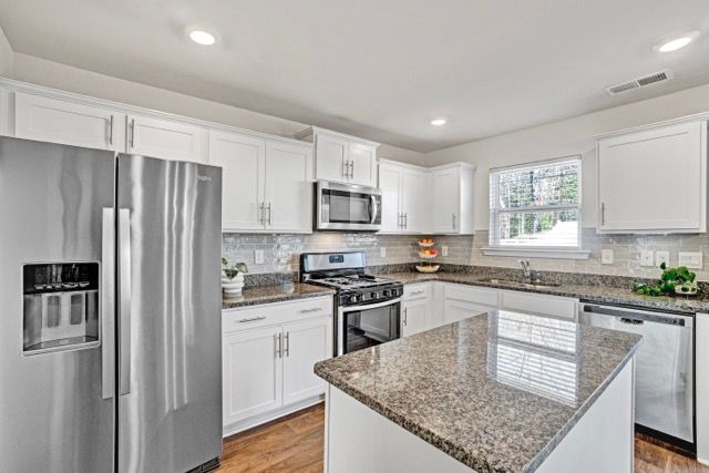 229 Ashwood Way, Easley, SC 29640