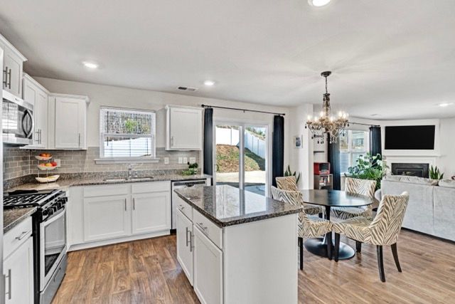 229 Ashwood Way, Easley, SC 29640