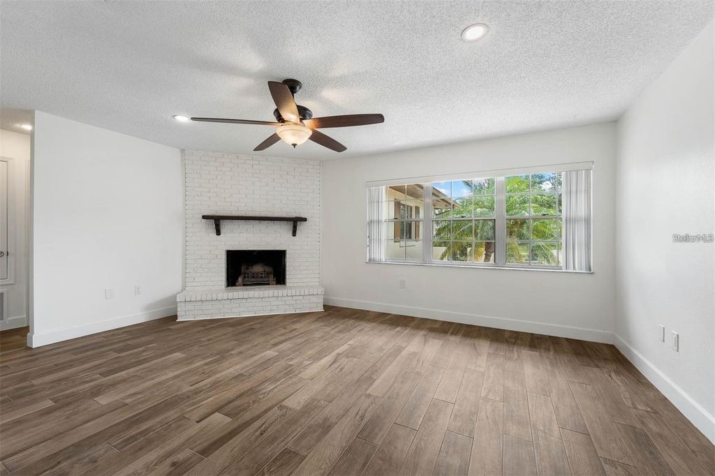 Image 4 of property listing at 8323 BANYAN BOULEVARD, Orlando, FL 32819