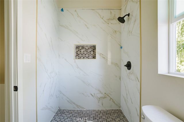 7350 Cozycroft Avenue, Winnetka, CA 91306