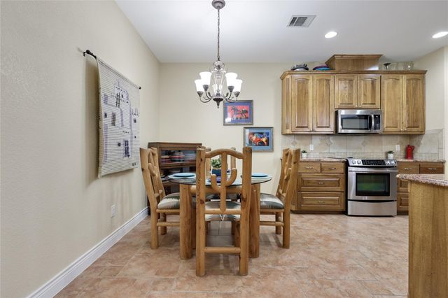 21118 Highland Lake DR 2, Lago Vista, TX 78645