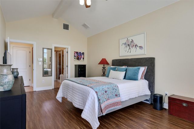 21118 Highland Lake DR 2, Lago Vista, TX 78645