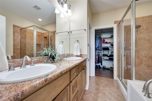 21118 Highland Lake DR 2, Lago Vista, TX 78645