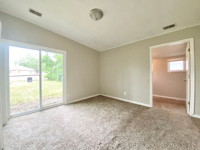 18747 Sherman Street, Lansing, IL 60438