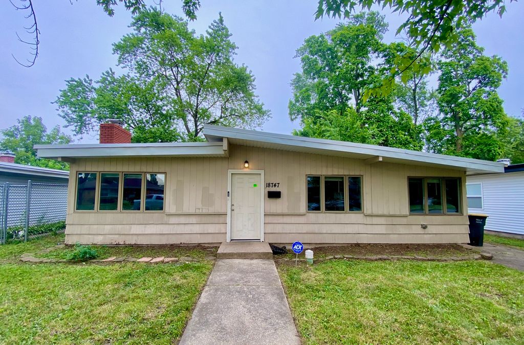 18747 Sherman Street, Lansing, IL 60438