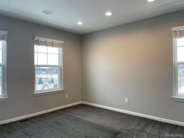 411 Wright Street, Wixom, MI 48393