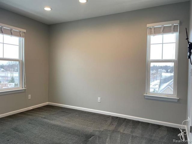 411 Wright Street, Wixom, MI 48393