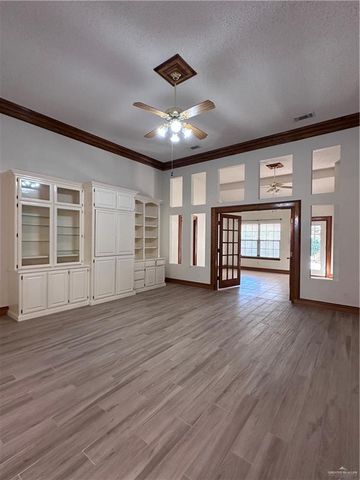 116 E Warbler Avenue, Mcallen, TX 78504