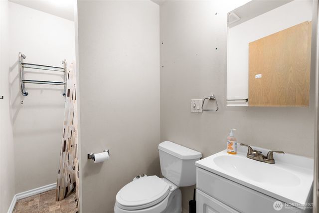 5128 Seaview Way, Everett, WA 98203
